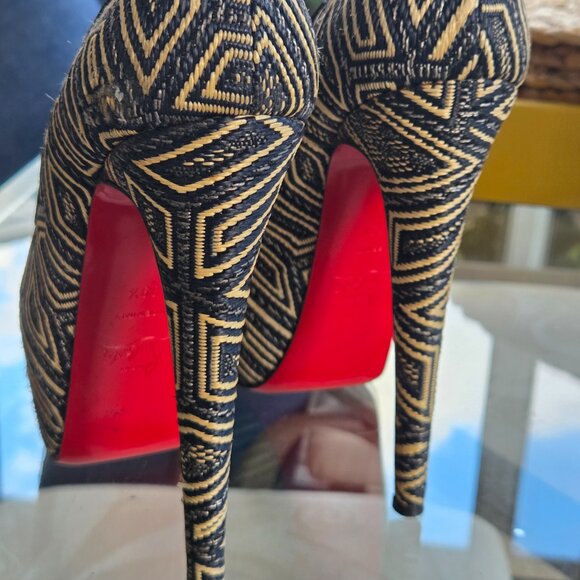 Christian Louboutin heels - Picture 3 of 4
